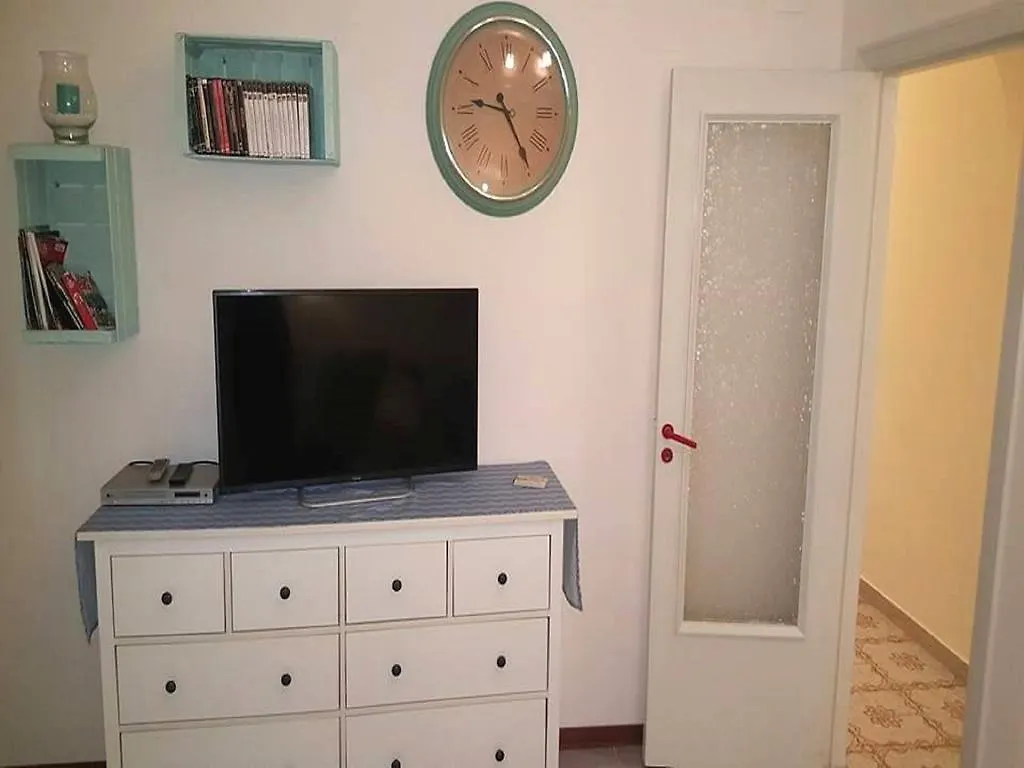 Nefele'S House Apartment Giardini Naxos Italy