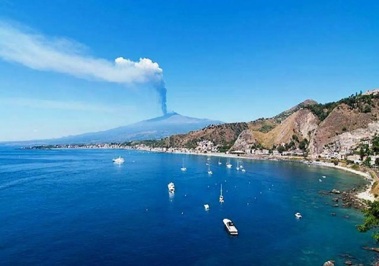 Nefele'S House Apartment Giardini Naxos
