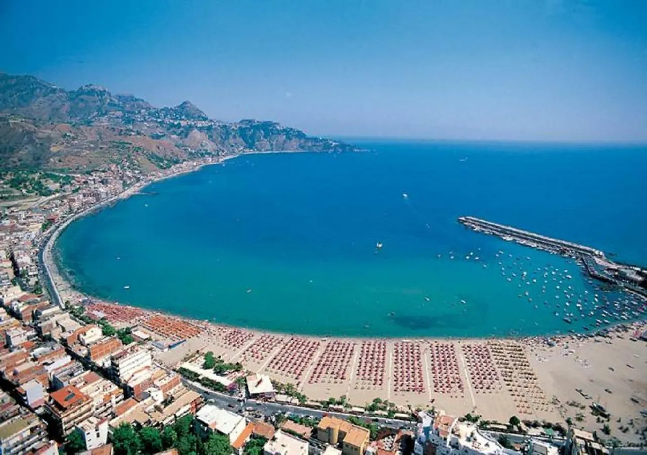 Nefele'S House Apartment Giardini Naxos 0*,  Italy